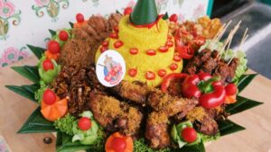 Nasi Tumpeng