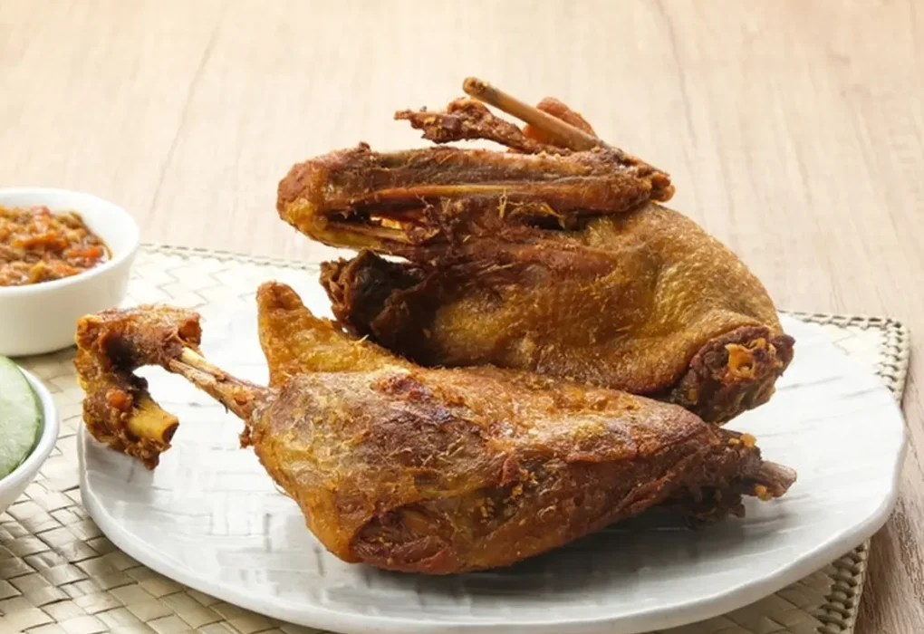 Bebek Goreng