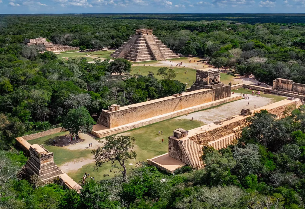 Chichen Itza: Jejak Megah Peradaban
