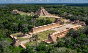 Chichen Itza: Jejak Megah Peradaban