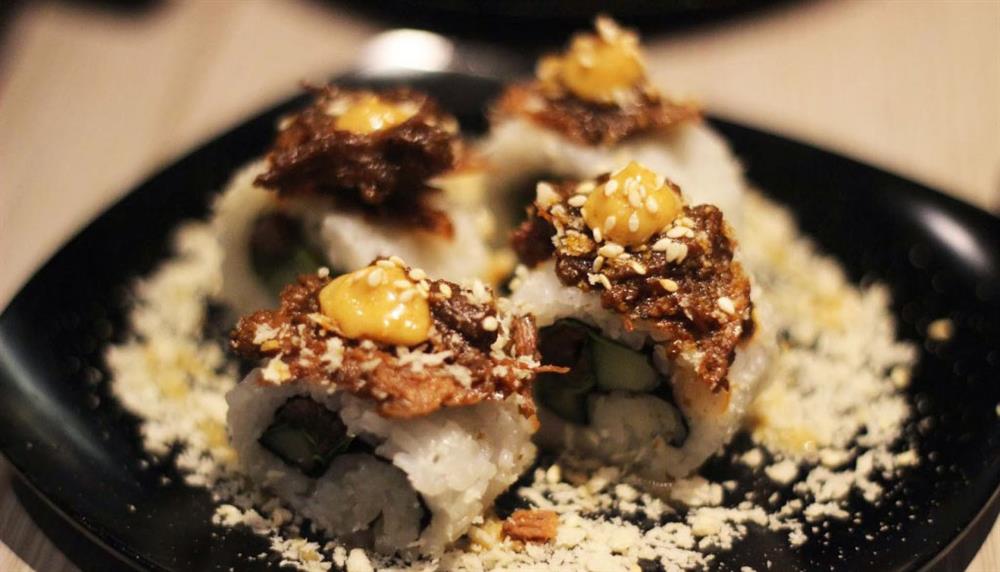 Rendang Sushi Roll