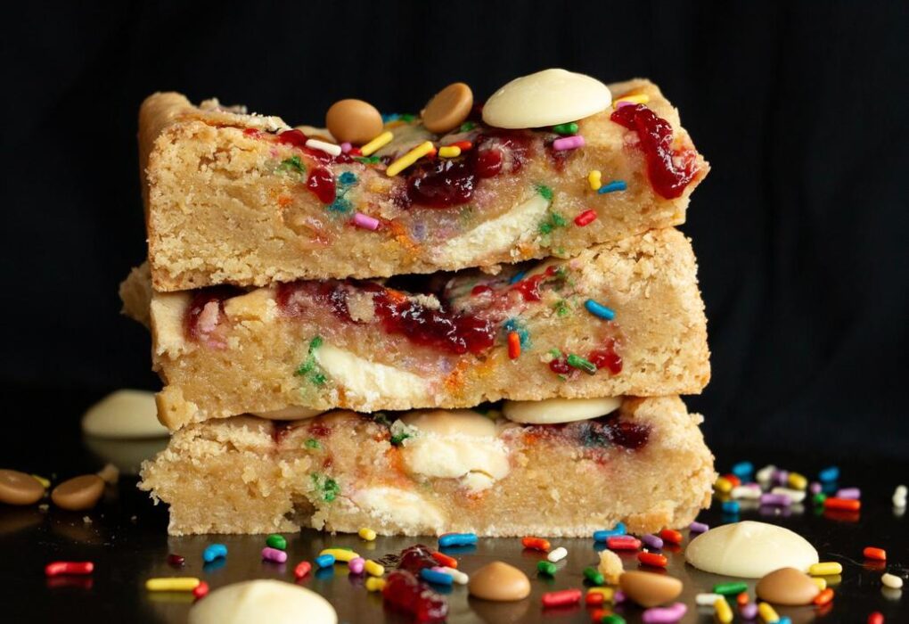Blondies Cake