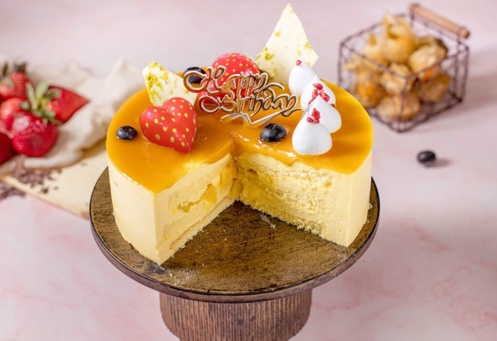 Mango Mousse Cake