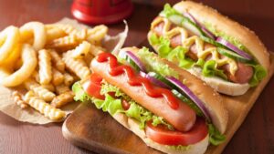 Hotdog Sosis: Perbedaan Antara Sosis Sapi, Ayam, dan Vegetarian