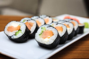 Sushi Roll Salmon: Cara Memilih Salmon Segar dan Berkualitas