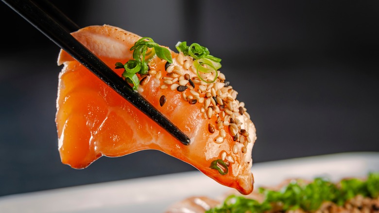 Salmon Aburi