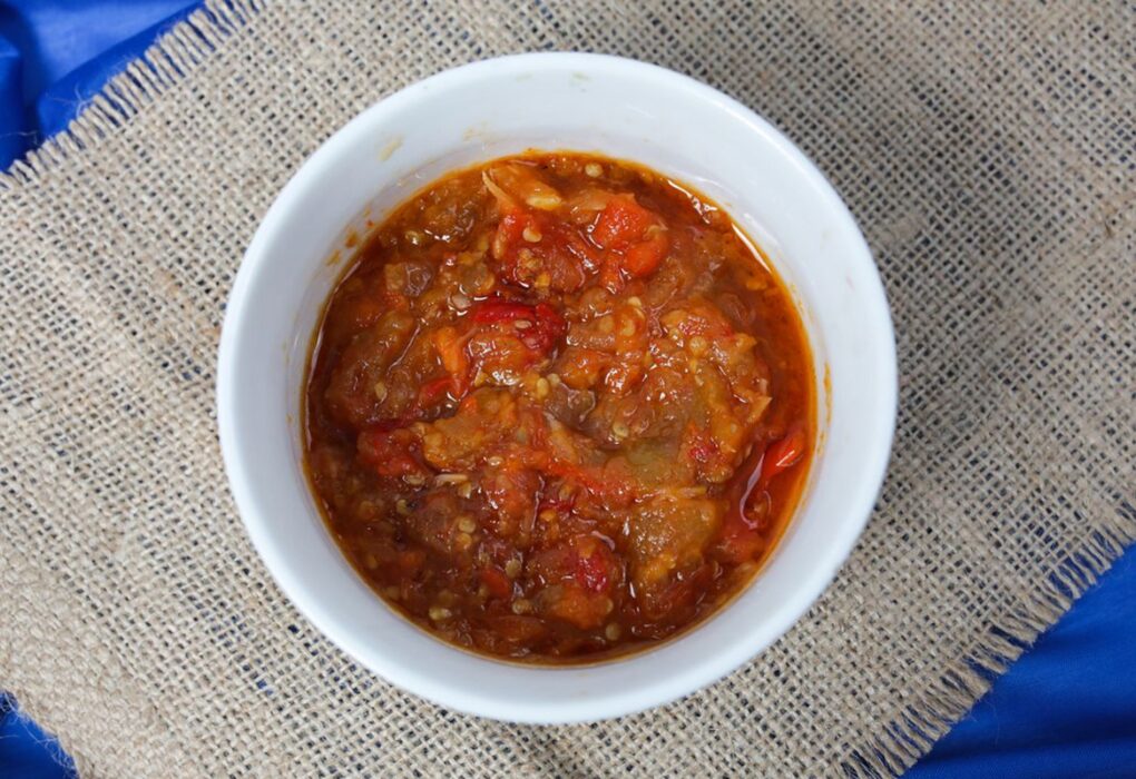 Sambal Bajak Pedas Gurih untuk Nasi Hangat
