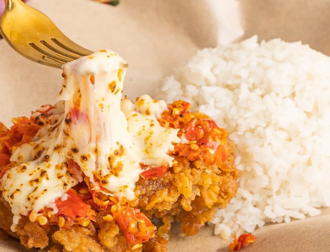 ayam geprek mozarella
