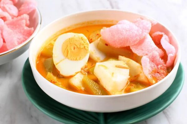 Ketupat Sayur Lezat untuk Momen Lebaran