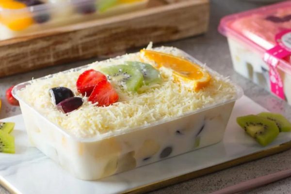 Salad Buah Keju: Ide Kreatif untuk Sarapan dan Camilan Sehat