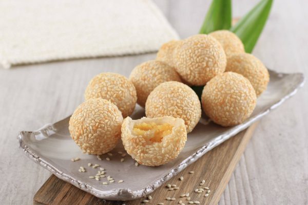 Onde-Onde: Camilan Tradisional yang Menggoda Selera Onde Onde: Camilan Tradisional yang Cocok Dijadikan Oleh-Oleh