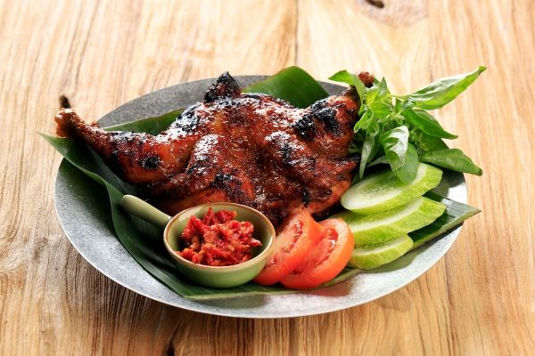 Ayam Bakar: Panduan Lengkap Memasak Hidangan Tradisional yang Lezat