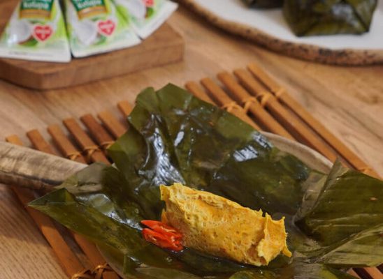 Tum Ayam: Cita Rasa Tradisional yang Selalu Bikin Nagih Tum Ayam