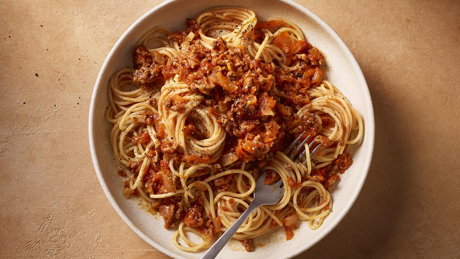 Pasta Bolognaise Menawarkan Sensasi Kuliner Italia yang Autentik