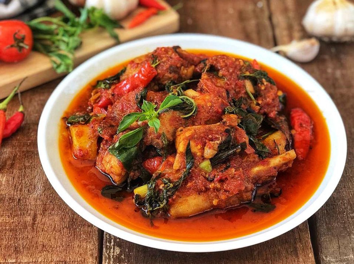 Ayam Woku Belanga dengan Rempah Autentik yang Menggoda
