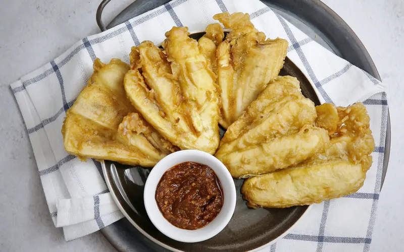 Pisang Sambal Roa