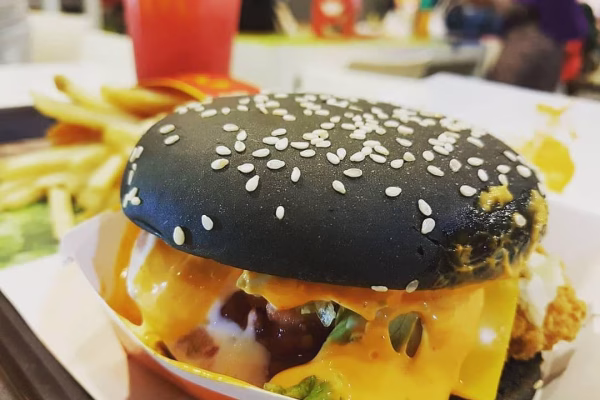 Burger Hitam Charcoal