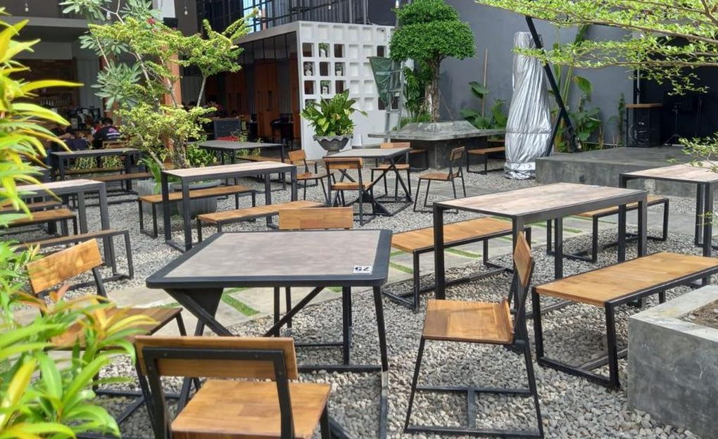 Cafe Taman Outdoor