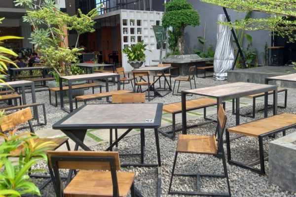 Cafe Taman Outdoor