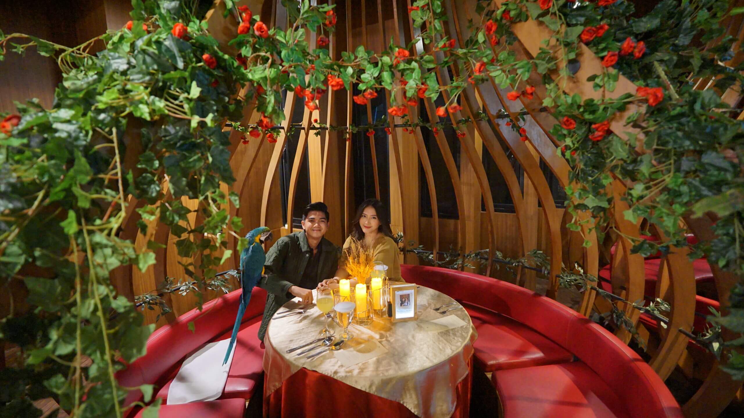 Garden Restaurant Romantis