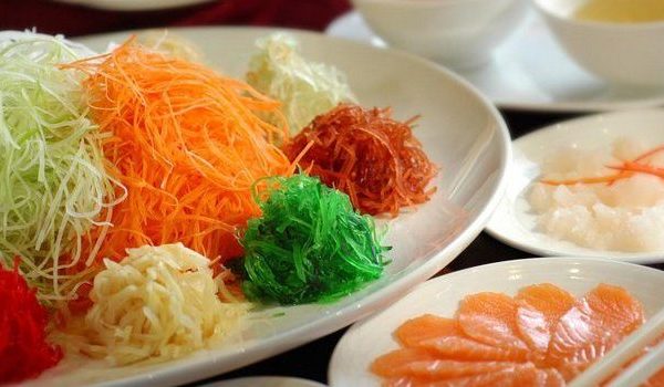 Makanan Simbol Keberuntungan