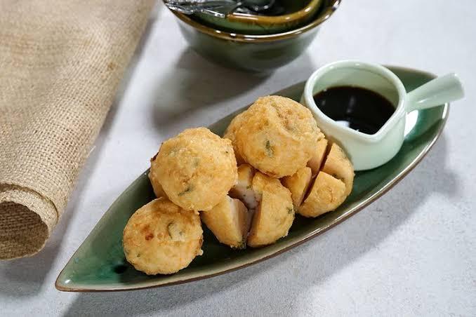 Pempek Adaan