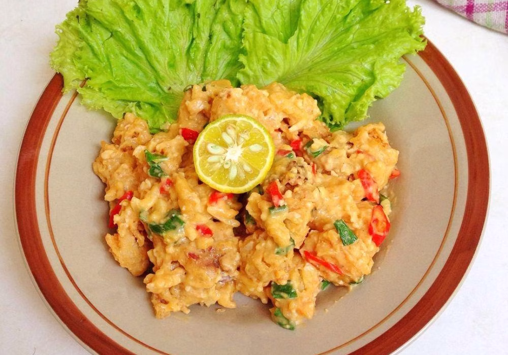 Cumi Salted Egg